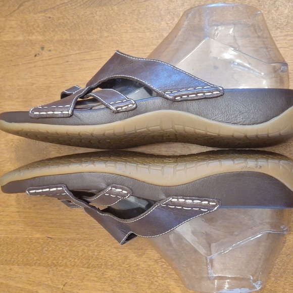 Clarks Slides Sandals 71095 Slip On Brown Leather Size 11 - Picture 3 of 11